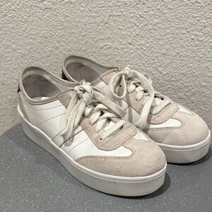 Mac Fisher LTD Women's White and Tan Sneakers